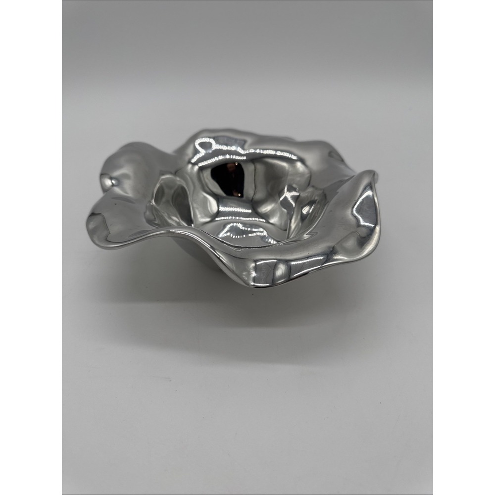 Beatriz Ball Freeform Cast Aluminum Vento Lara Bowl